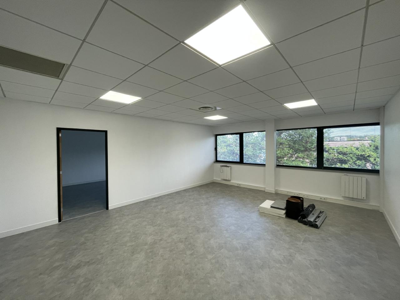 Bureau Oberhausbergen 65m² Location bureau Oberhausbergen Bas-Rhin OLBUR2205378 3
